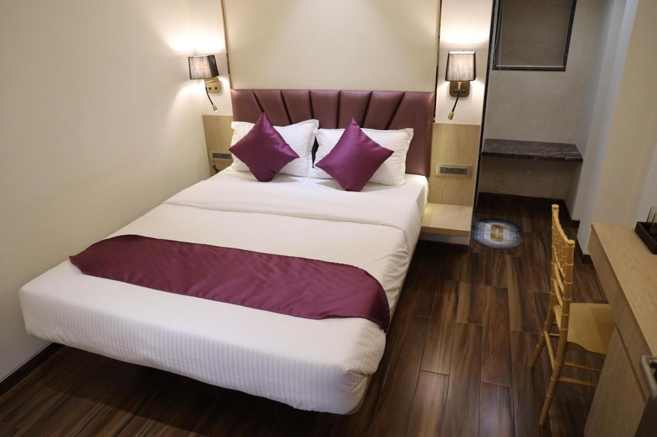 Hotel Vishal Hall Mumbai Exterior foto