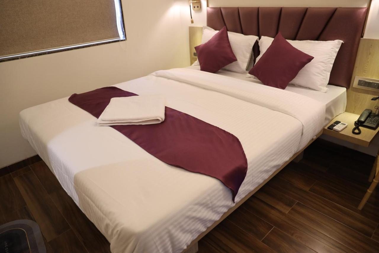 Hotel Vishal Hall Mumbai Exterior foto